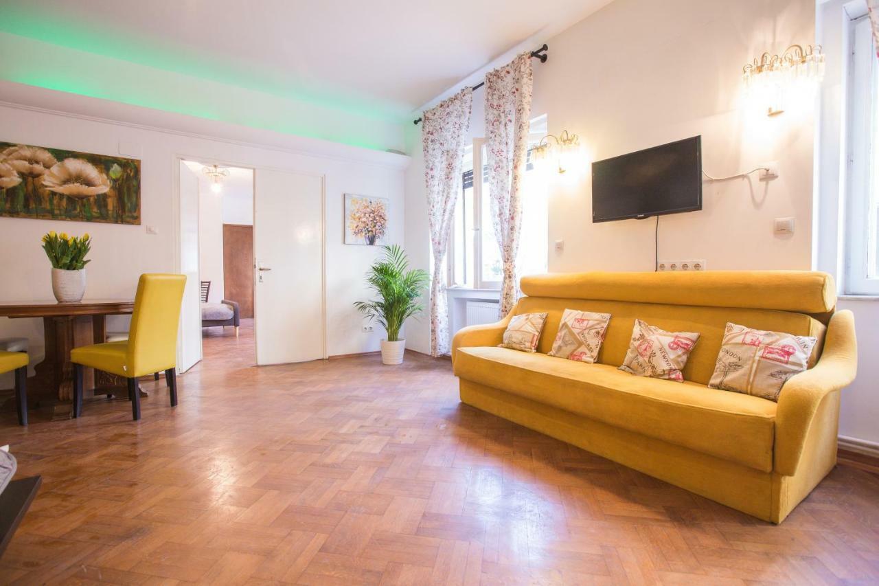 Color Apartments Nicolae Tonitza St Bucarest Esterno foto